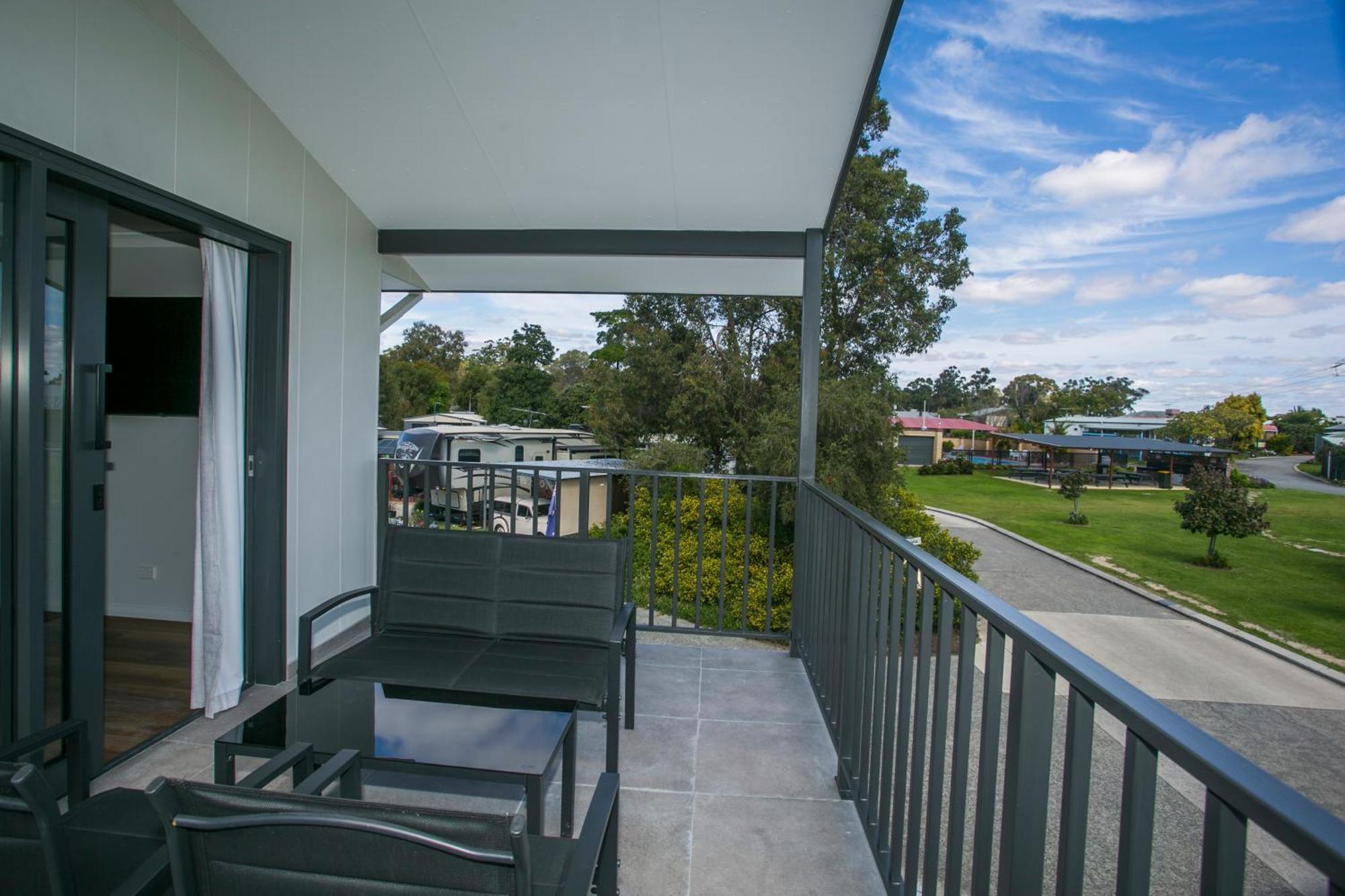 Banksia Tourist Park Hotel Perth Exterior photo